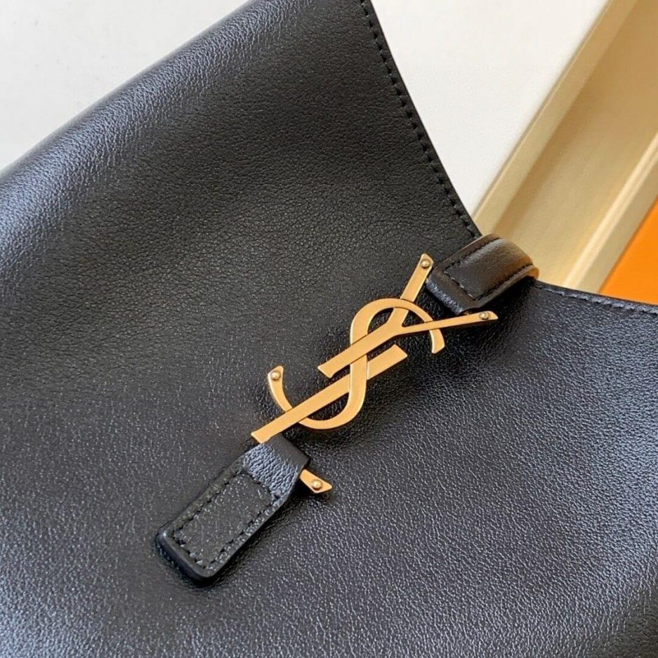 Y51 le 5 À 7 s*pple small in grained leather